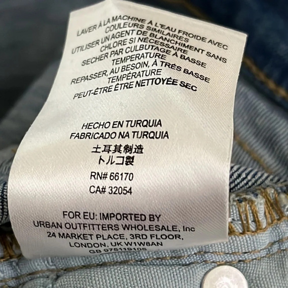 Free People Great Heights Frayed Skinny Jeans - Size 26 - Picture 8 of 8